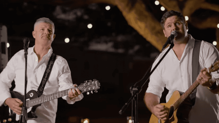 Afrikaans “100 jaar sterker”-kompetisie vir skoolleerders en studente